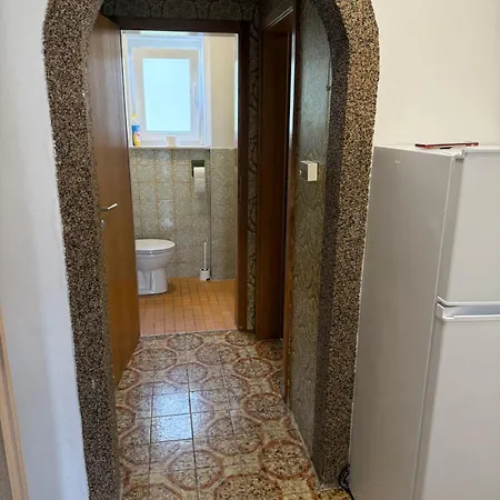 Berghuelen Zimmer Lägenhet *